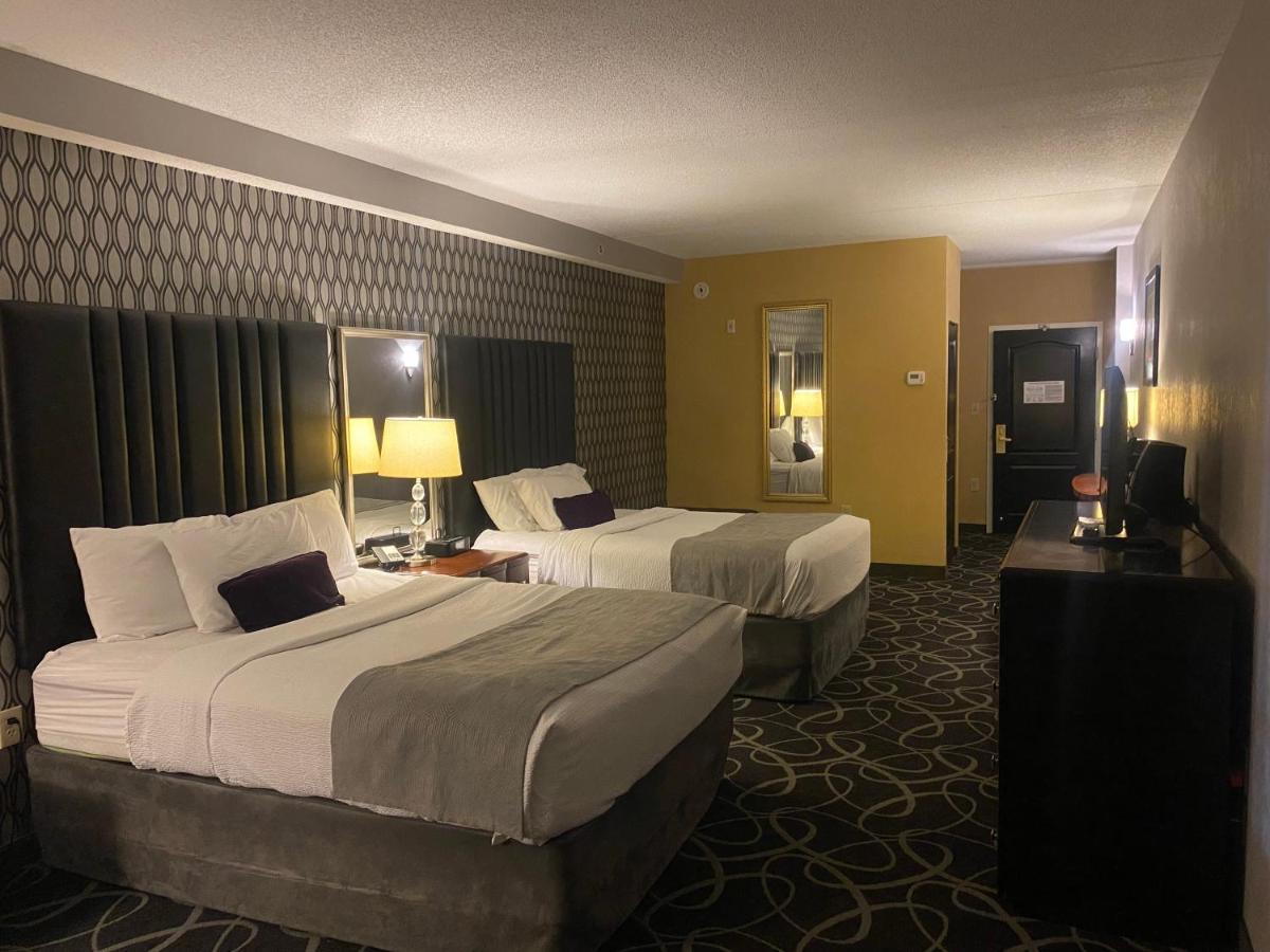 Park Manor Hotel Clifton Park Eksteriør billede A room at the Hilton Garden Inn in San Francisco