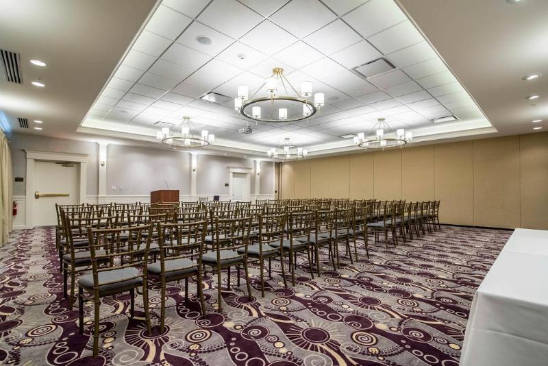 Park Manor Hotel Clifton Park Eksteriør billede The ballroom at the hotel